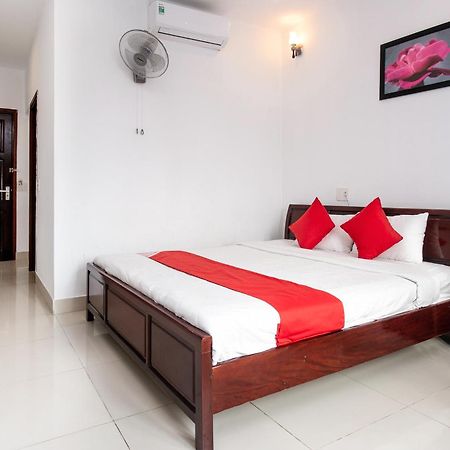 Oyo 557 Phi Yen Hotel Дананг Экстерьер фото