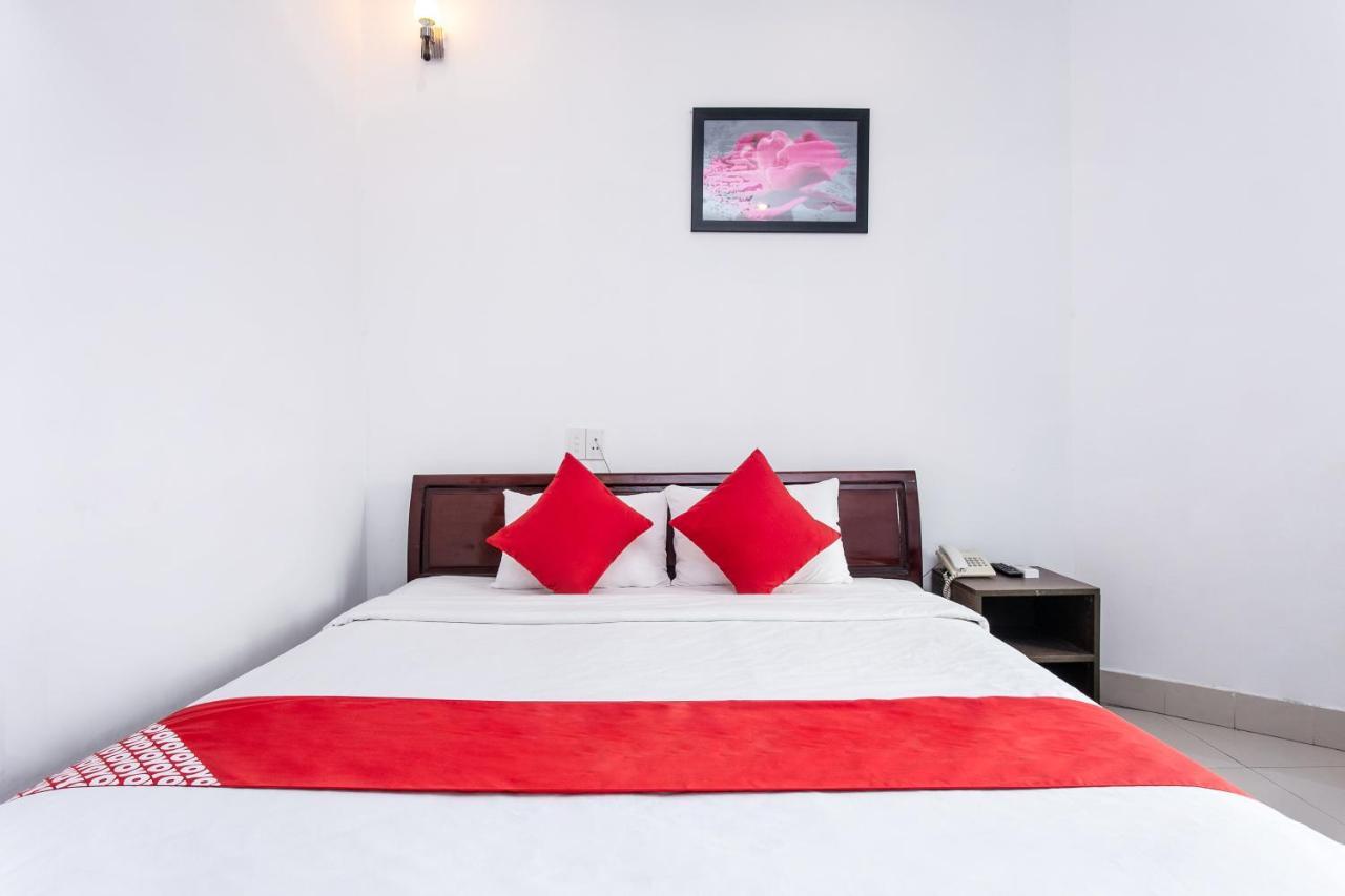 Oyo 557 Phi Yen Hotel Дананг Экстерьер фото