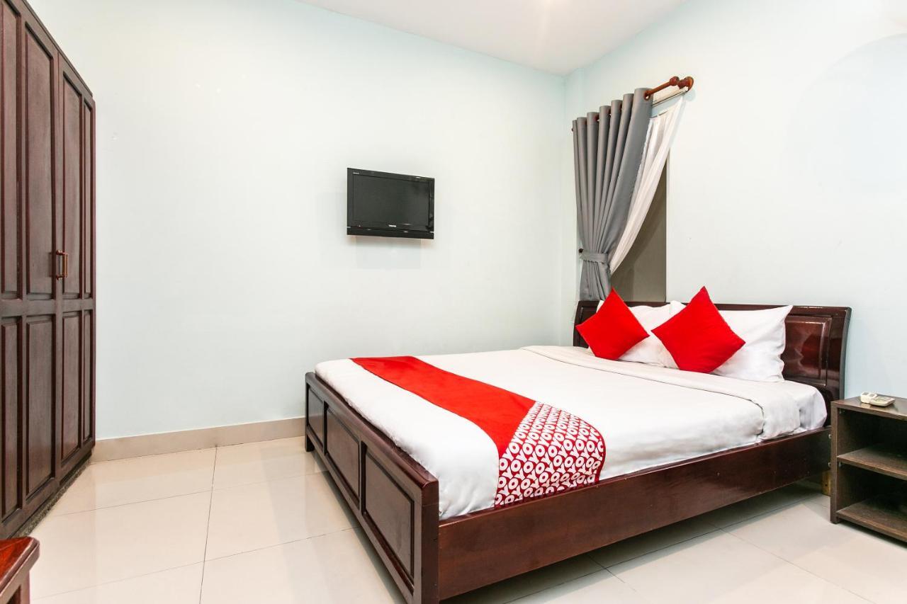 Oyo 557 Phi Yen Hotel Дананг Экстерьер фото