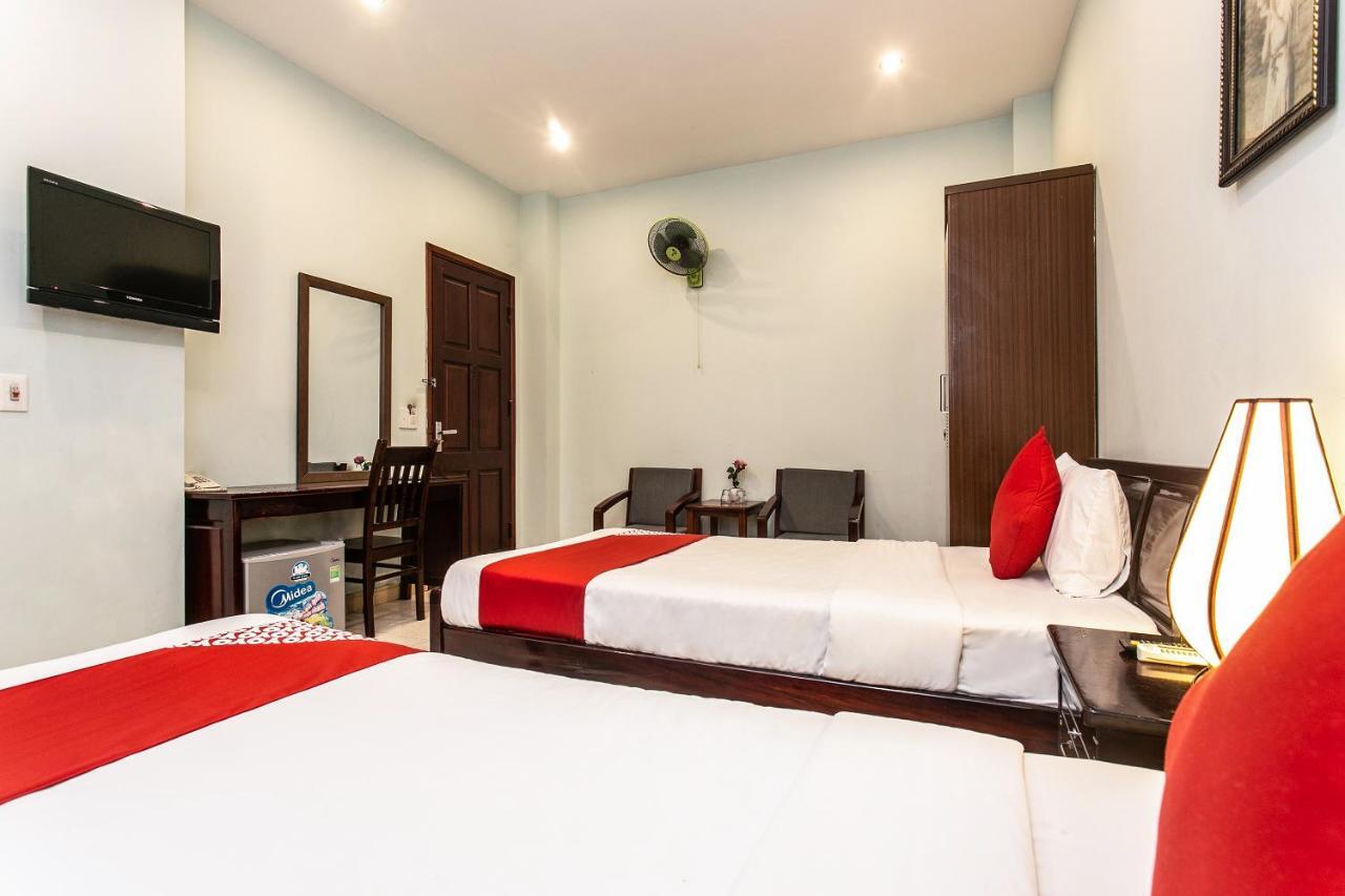 Oyo 557 Phi Yen Hotel Дананг Экстерьер фото