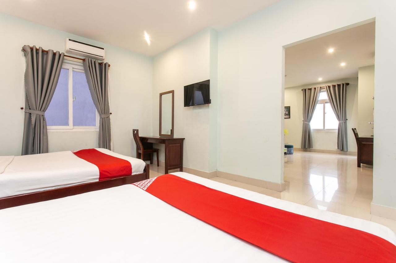Oyo 557 Phi Yen Hotel Дананг Экстерьер фото
