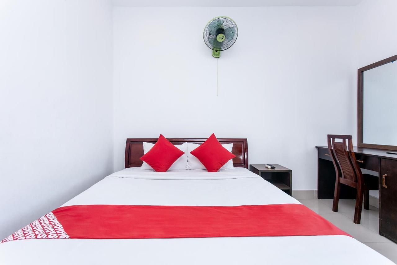 Oyo 557 Phi Yen Hotel Дананг Экстерьер фото