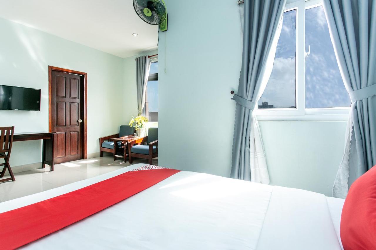 Oyo 557 Phi Yen Hotel Дананг Экстерьер фото