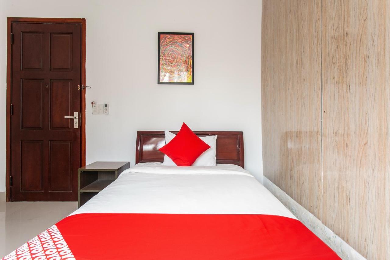 Oyo 557 Phi Yen Hotel Дананг Экстерьер фото