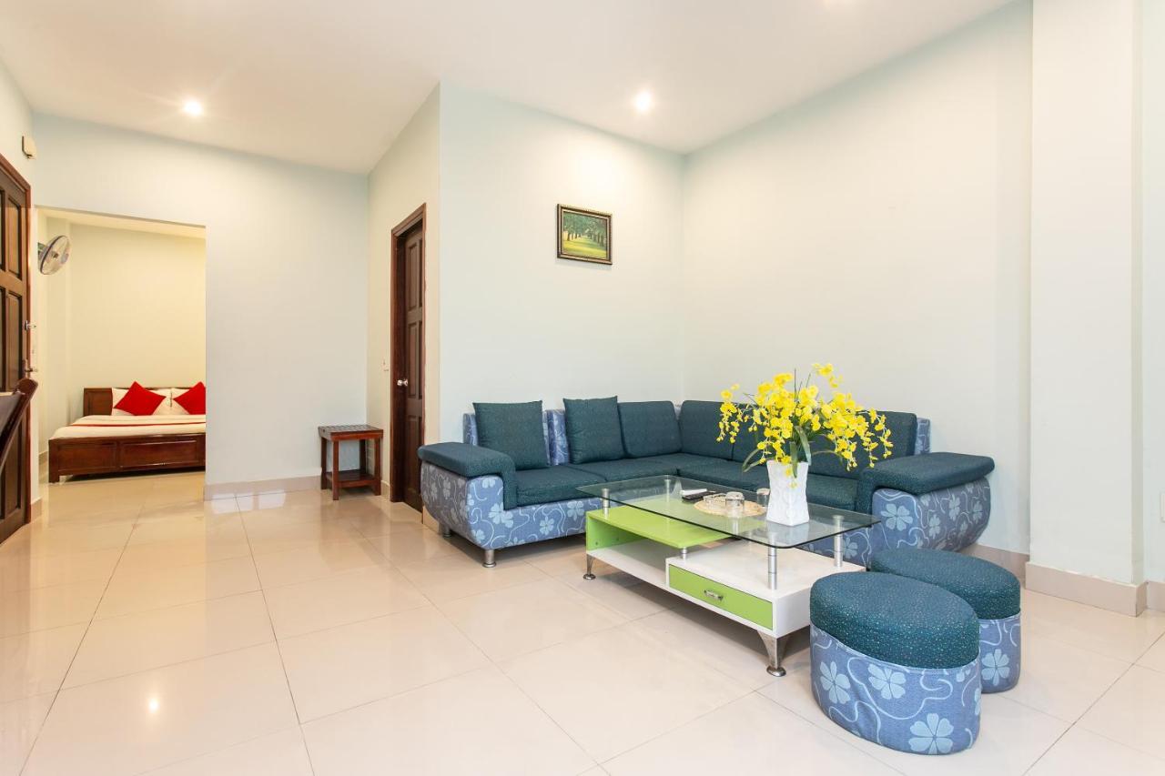 Oyo 557 Phi Yen Hotel Дананг Экстерьер фото